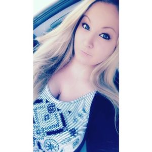 Meet your Posher, Liz